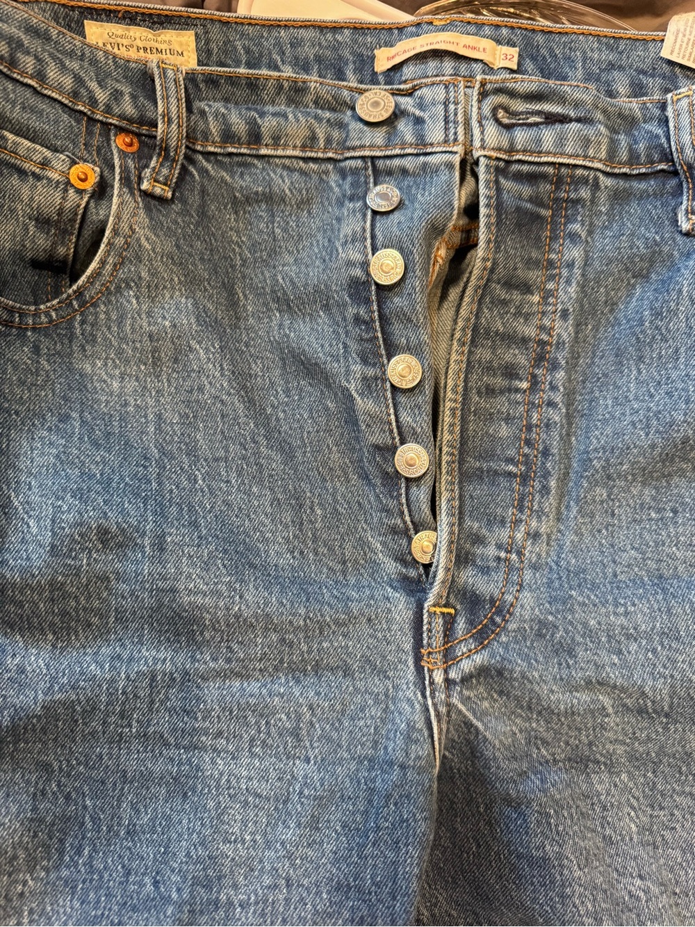Levi's Women's Blue High-Rise Straight Leg Ribcage Button-Fly Jeans - 32